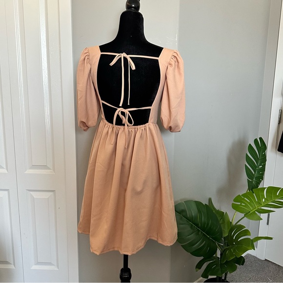 Nude Puff Sleeve Backless Dress - Picture 2 of 4